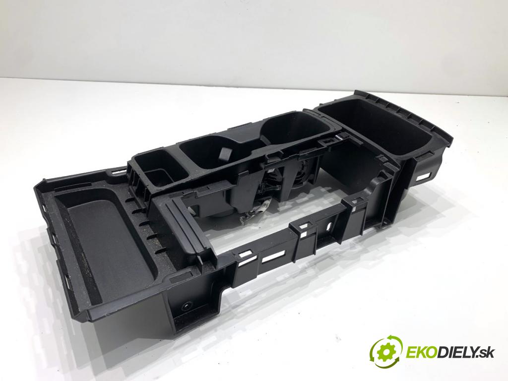 FORD USA ESCAPE III  2017 179 kW 2.0 179 kW [242 KM] 2017 - 2018 1983 Držiak na nápoje  (Držiak (úchyt) na nápoje)