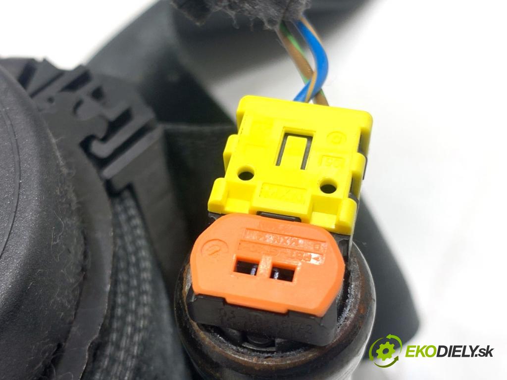 FORD USA ESCAPE III  2017 179 kW 2.0 179 kW [242 KM] 2017 - 2018 1983 držák bezpečnost levý přední část GJ5478612D65