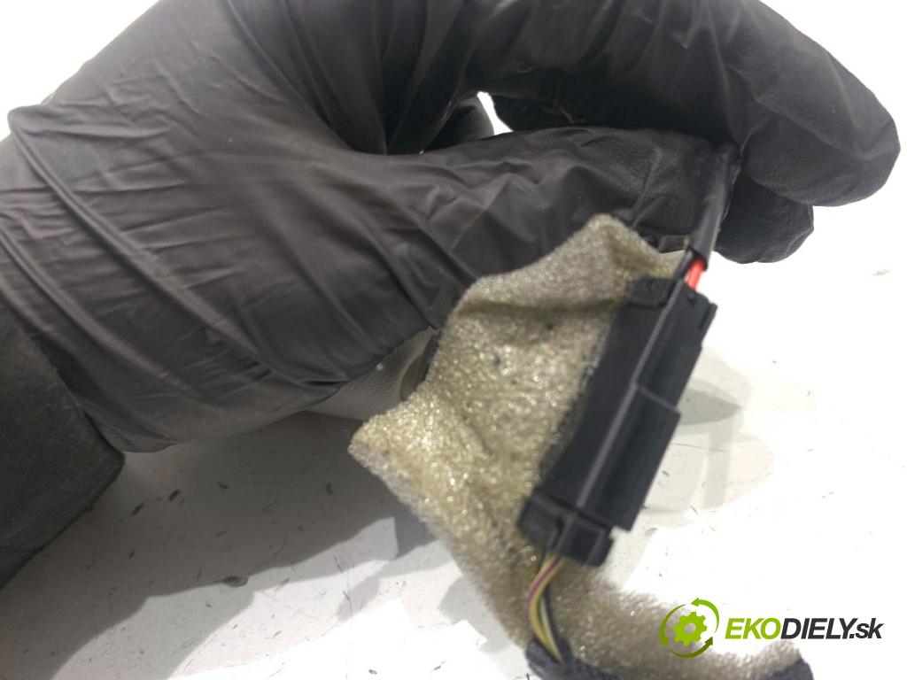 FORD USA ESCAPE III  2017 179 kW 2.0 179 kW [242 KM] 2017 - 2018 1983 clona sluneční levý