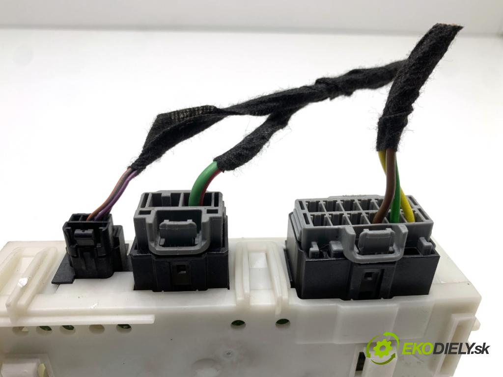 FORD USA ESCAPE III  2017 179 kW 2.0 179 kW [242 KM] 2017 - 2018 1983 Modul ťažného oka EJ5T-19H378-AE (Riadiaca jednotka ostatné)