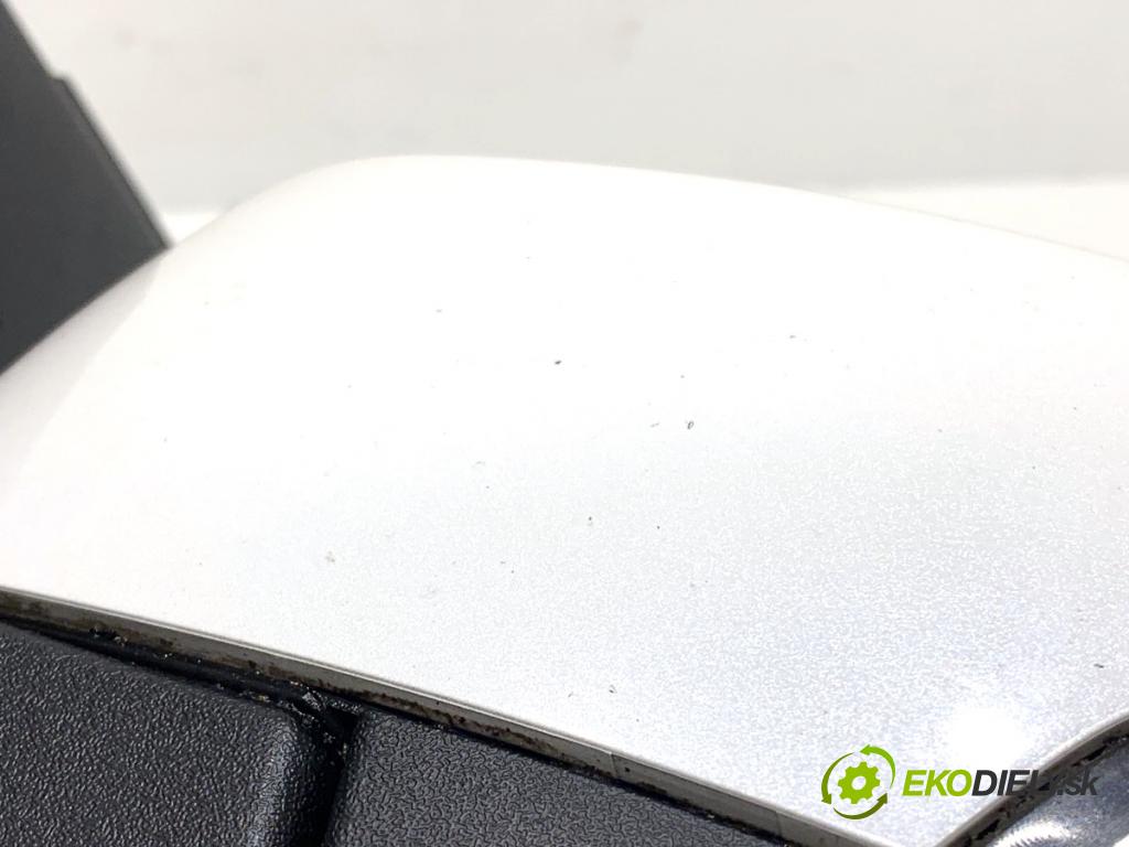 FORD USA ESCAPE III  2017 179 kW 2.0 179 kW [242 KM] 2017 - 2018 1983 zpětné zrcátko levý