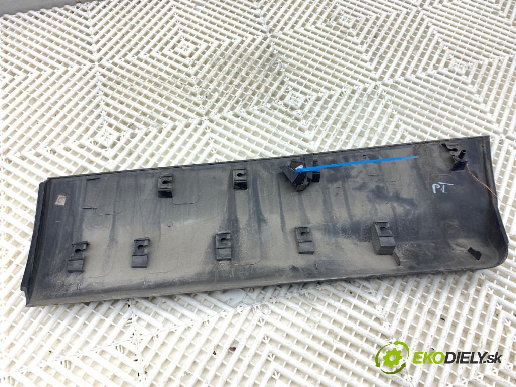 FORD USA ESCAPE III  2017 179 kW 2.0 179 kW [242 KM] 2017 - 2018 1983 lišta dveře pravý zadní část