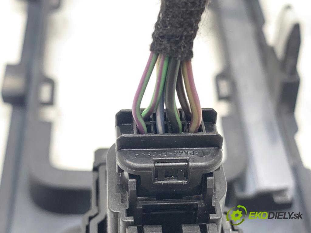 FORD USA ESCAPE III  2017 179 kW 2.0 179 kW [242 KM] 2017 - 2018 1983 kulisa brzdy ruční brzdy GJ5T-2B623-CBW