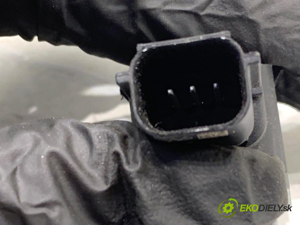 FORD USA ESCAPE III  2017 179 kW 2.0 179 kW [242 KM] 2017 - 2018 1983 Snímač PDC GT4T-15K859-AAW