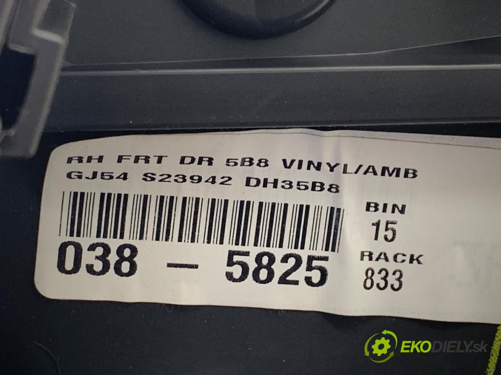 FORD USA ESCAPE III  2017 179 kW 2.0 179 kW [242 KM] 2017 - 2018 1983 ča dveře pravý přední část