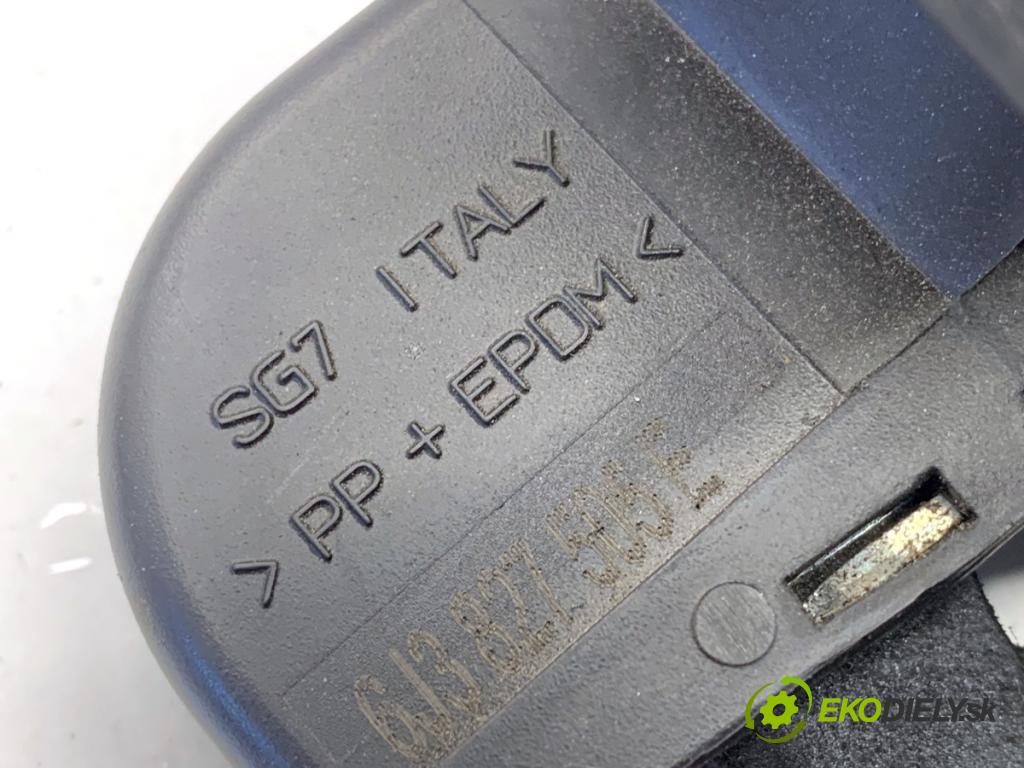 SEAT IBIZA IV coupe 2012 55 kW 1.2 TDI 1199 zámok dverí zad 6J3827505E