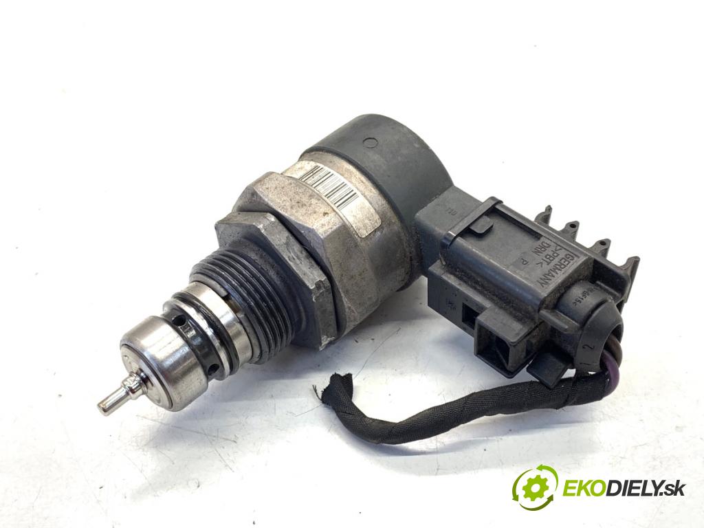 SEAT IBIZA IV coupe 2012 55 kW 1.2 TDI 1199 Regulátor tlaku paliva 057130764AB (Palivový systém ostatní)