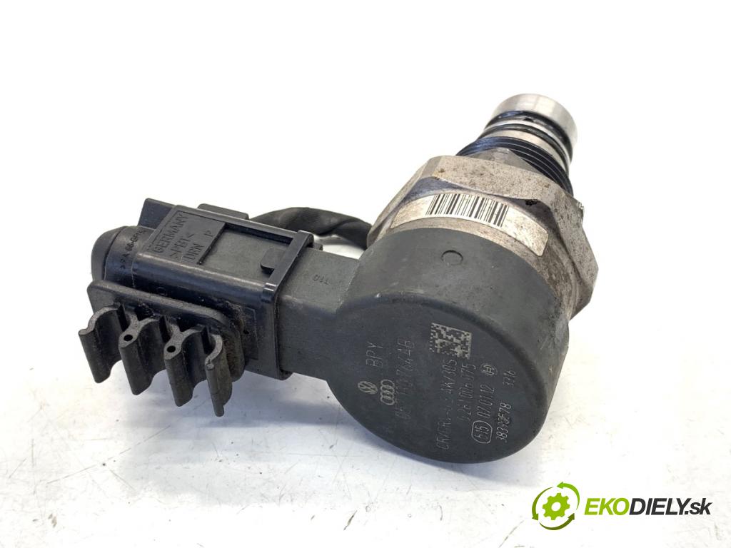 SEAT IBIZA IV coupe 2012 55 kW 1.2 TDI 1199 Regulátor tlaku paliva 057130764AB (Palivový systém ostatné)