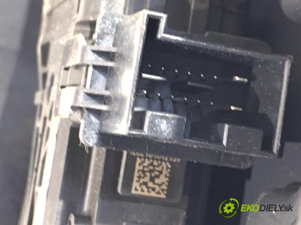 SEAT IBIZA IV coupe 2012 55 kW 1.2 TDI 1199 mechanismus okna levý přední část 6J3837401E