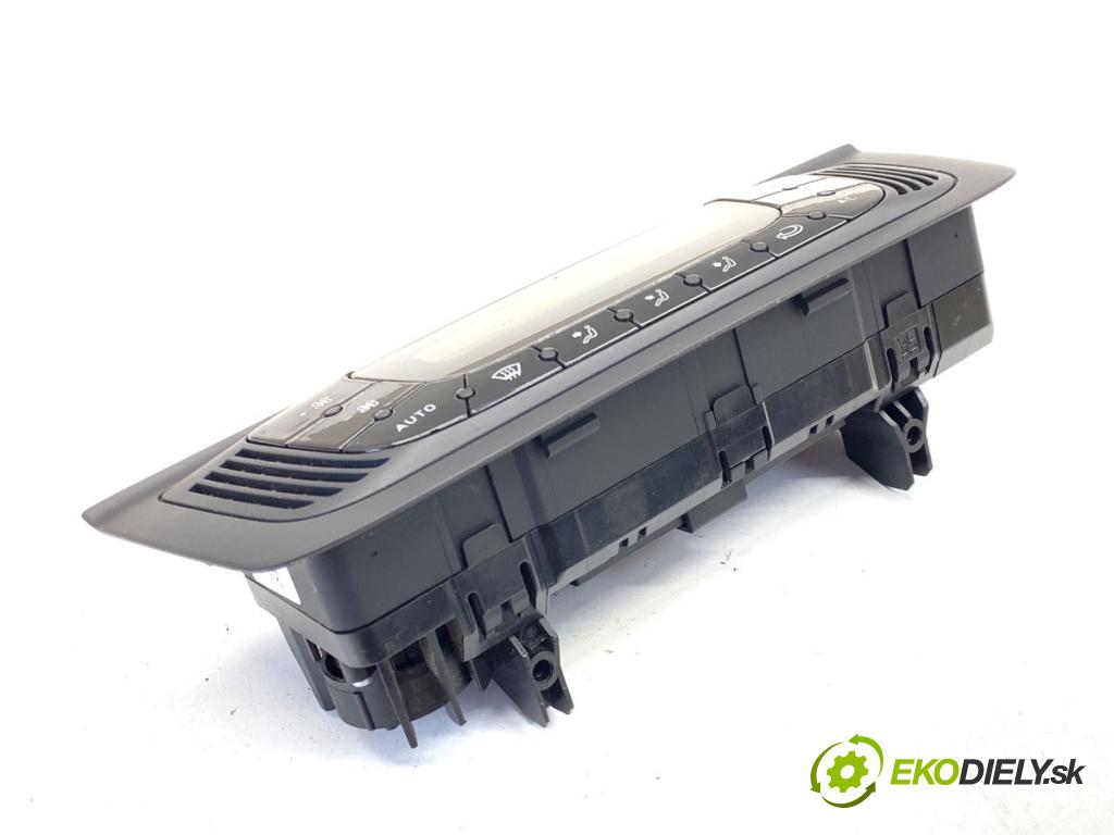 SEAT IBIZA IV coupe 2012 55 kW 1.2 TDI 1199 Panel ovládania kúrenia 6J0820043D (Prepínacie páčky pod volantom)