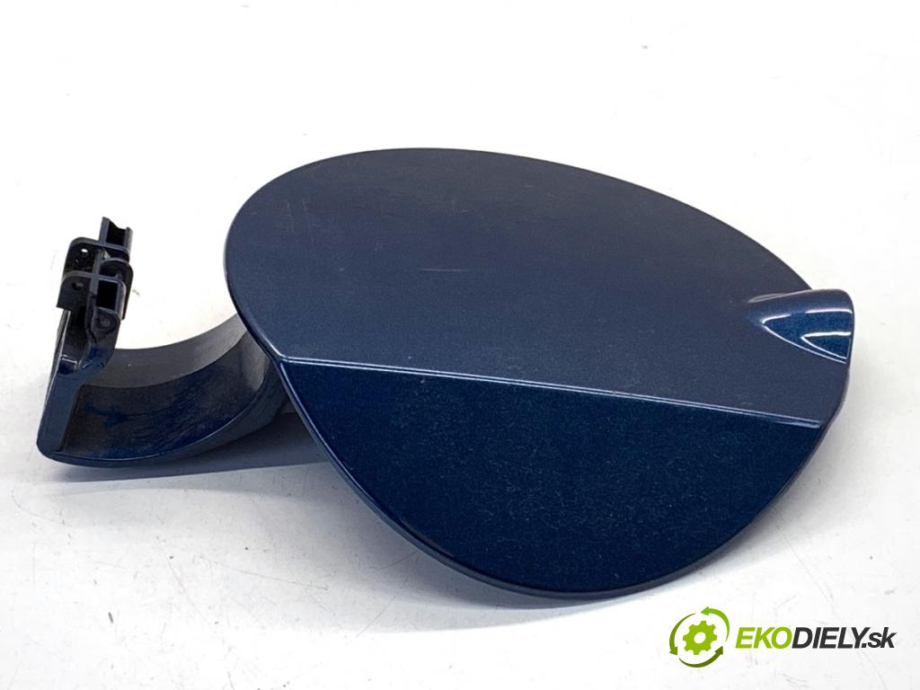 SEAT IBIZA IV coupe 2012 55 kW 1.2 TDI 1199 dvířka nádrže paliva  (Klika dveří ostatní)