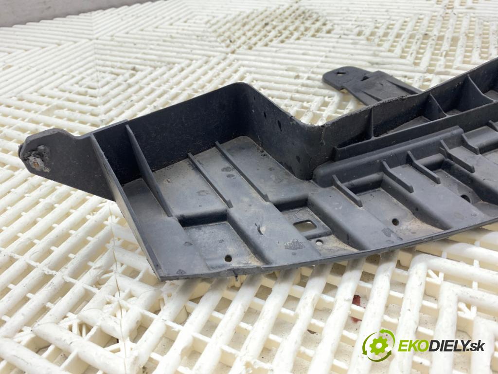 SEAT IBIZA IV coupe 2012 55 kW 1.2 TDI 1199 Výstuha Výstuha nárazníka predný 6J0807929B