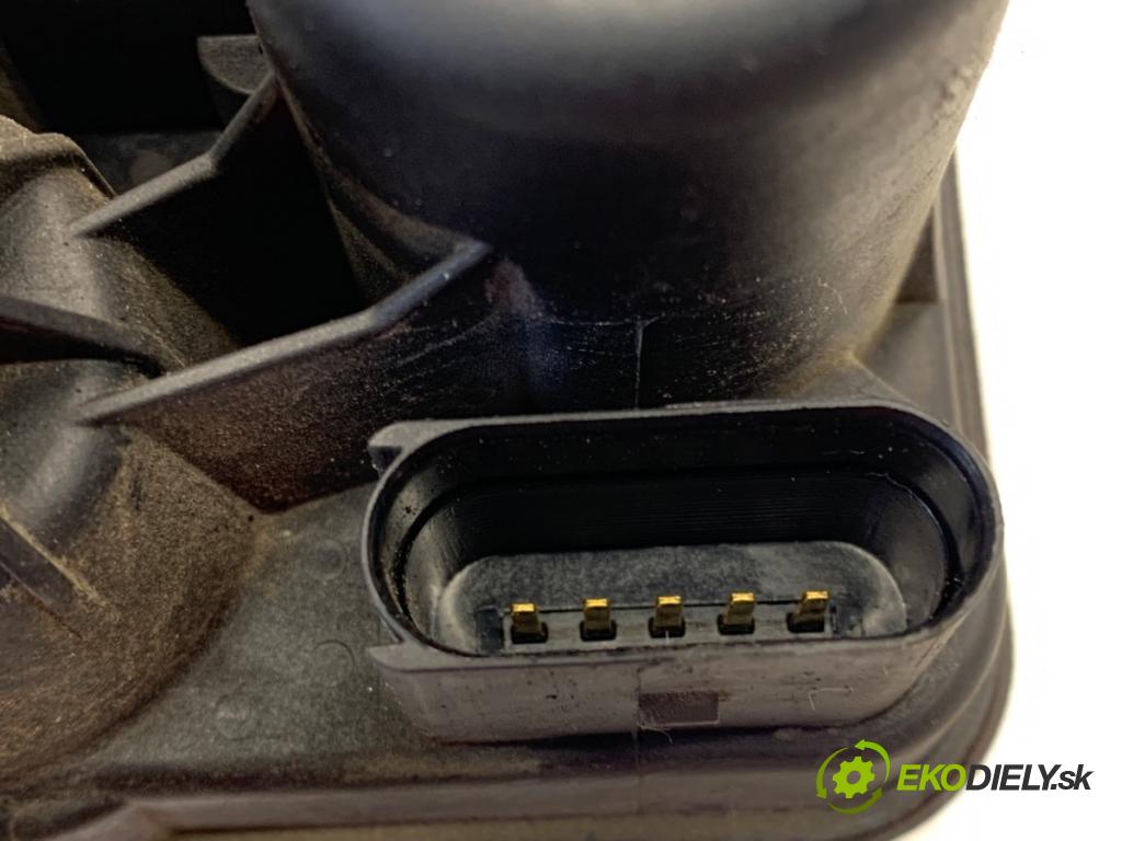 SEAT IBIZA IV coupe 2012 55 kW 1.2 TDI 1199 Nastavovač zvod, potrubie 03P129086B (Motorček ostatné)