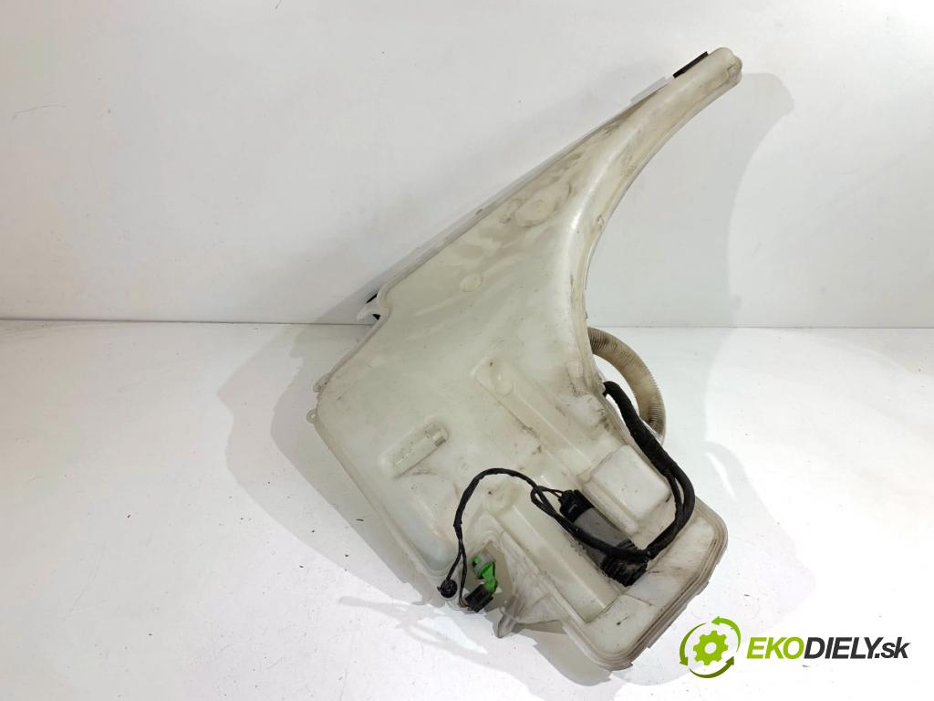 BMW E90 sedan 2005 95 kW 318 i 1995 Nádržka ostrekovačov 7124231
