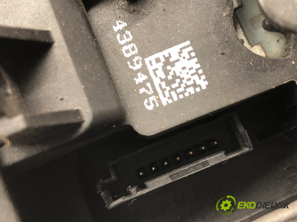 BMW E90 sedan 2005 95 kW 318 i 1995 zámok Dvere ľavy zad 4389475