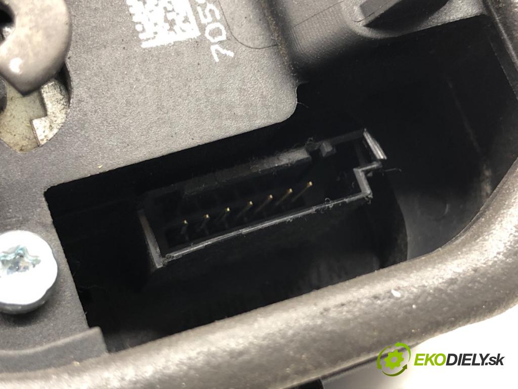 BMW E90 sedan 2005 95 kW 318 i 1995 zámok Dvere pravy predný 7059974