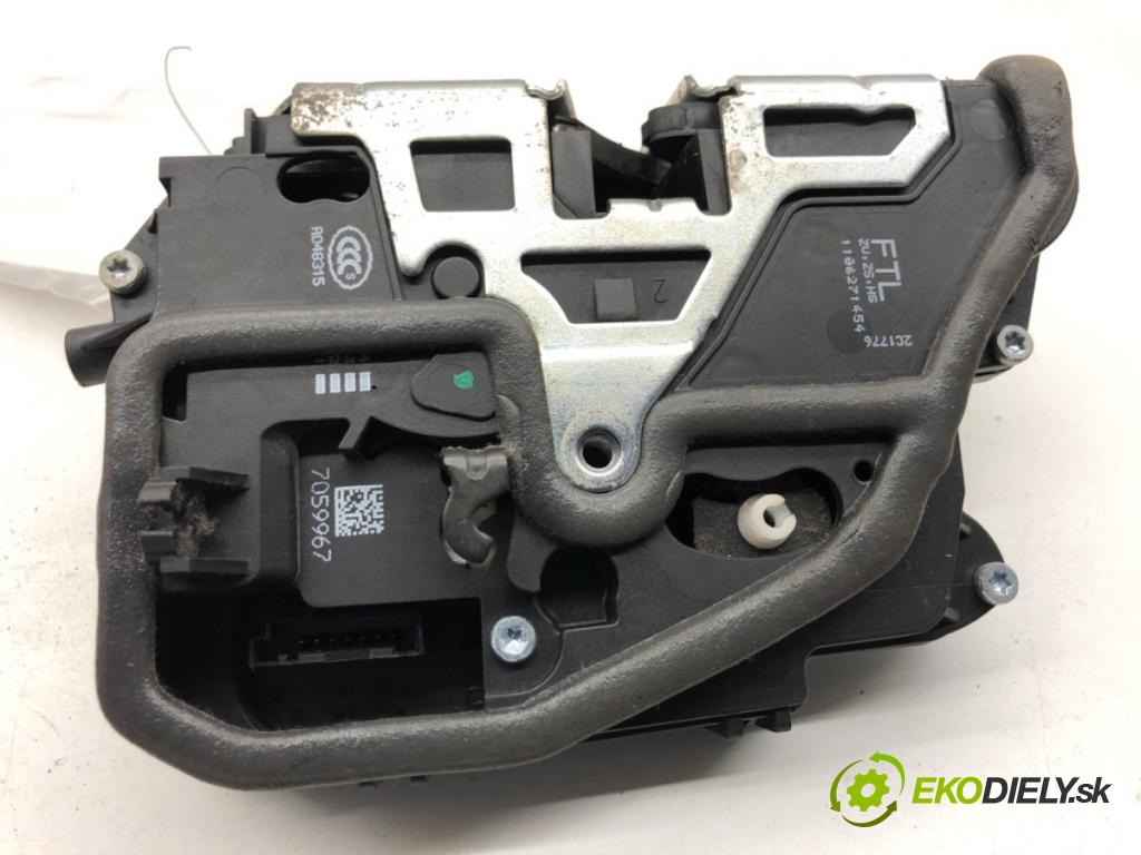 BMW E90 sedan 2005 95 kW 318 i 1995 zámok Dvere ľavy predný 7059967