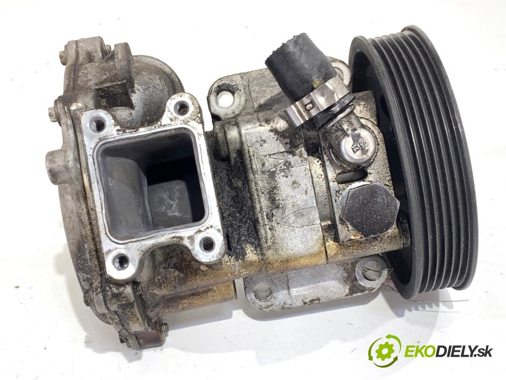 BMW E90 sedan 2005 95 kW 318 i 1995 Pumpa servočerpadlo 6769598 (Servočerpadlo)