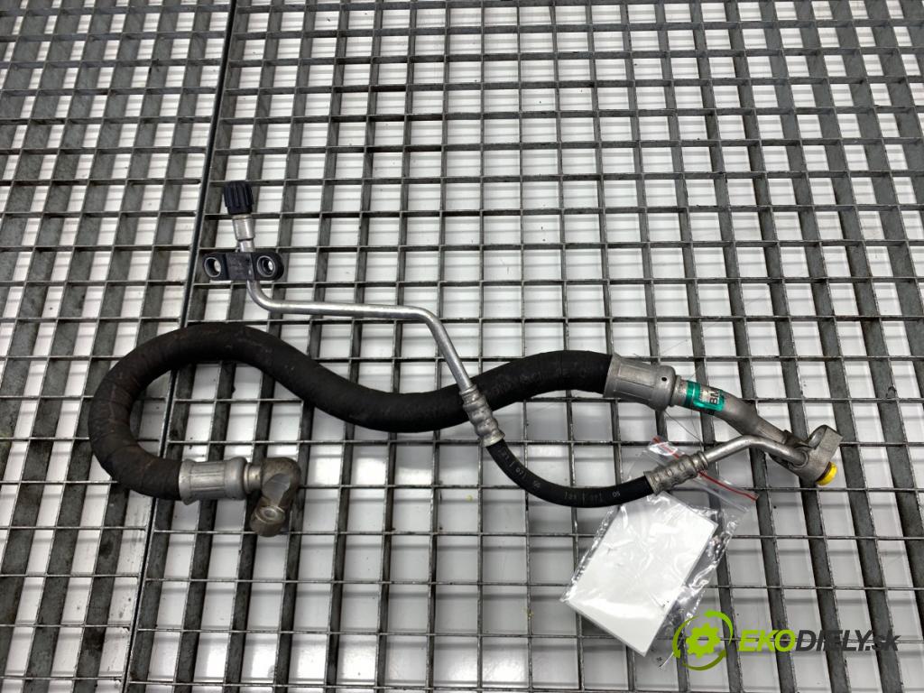 BMW E90 sedan 2005 95 kW 318 i 1995 rúrka klimatizace 6951637 (Trubka klimatizace)