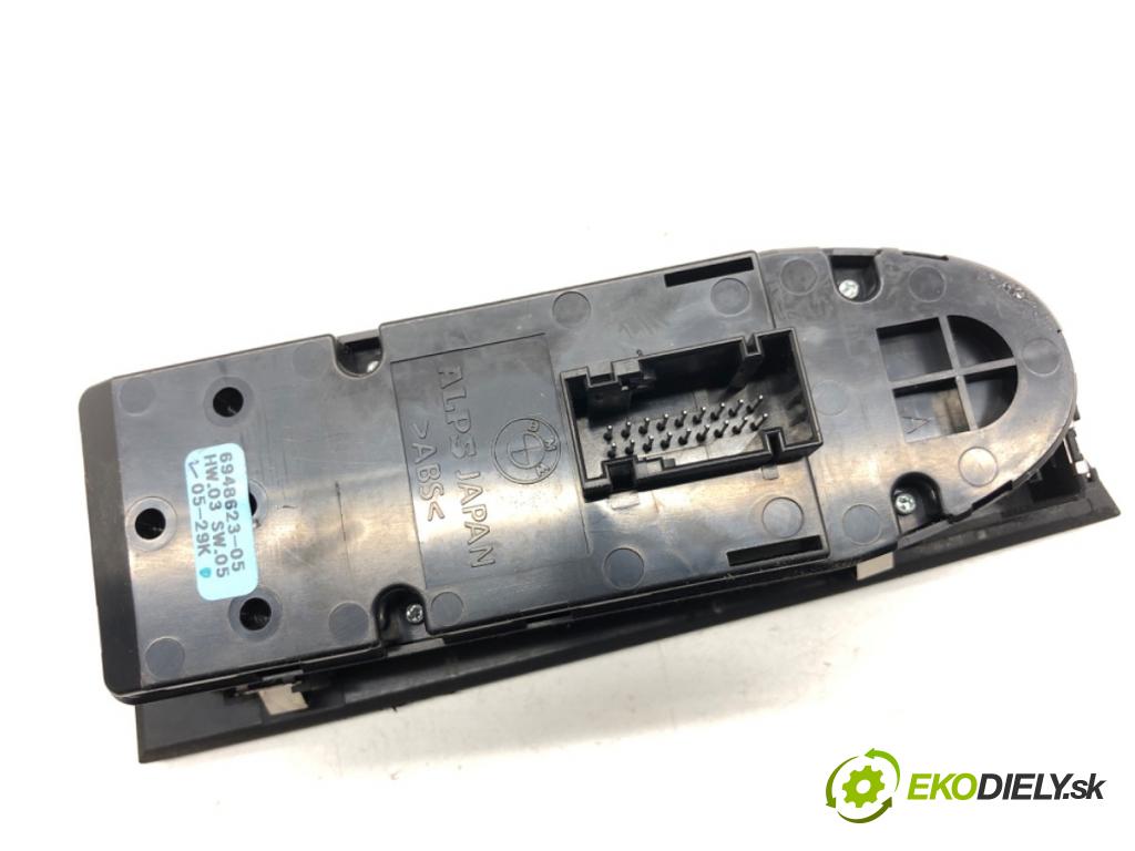 BMW E90 sedan 2005 95 kW 318 i 1995 Prepínač okien  (Prepínacie páčky pod volantom)