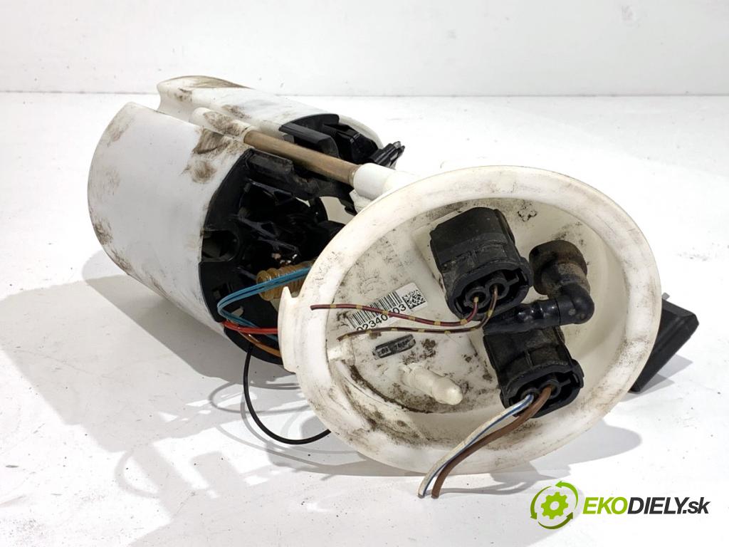 BMW E90 sedan 2005 95 kW 318 i 1995 Pumpa paliva 6763850