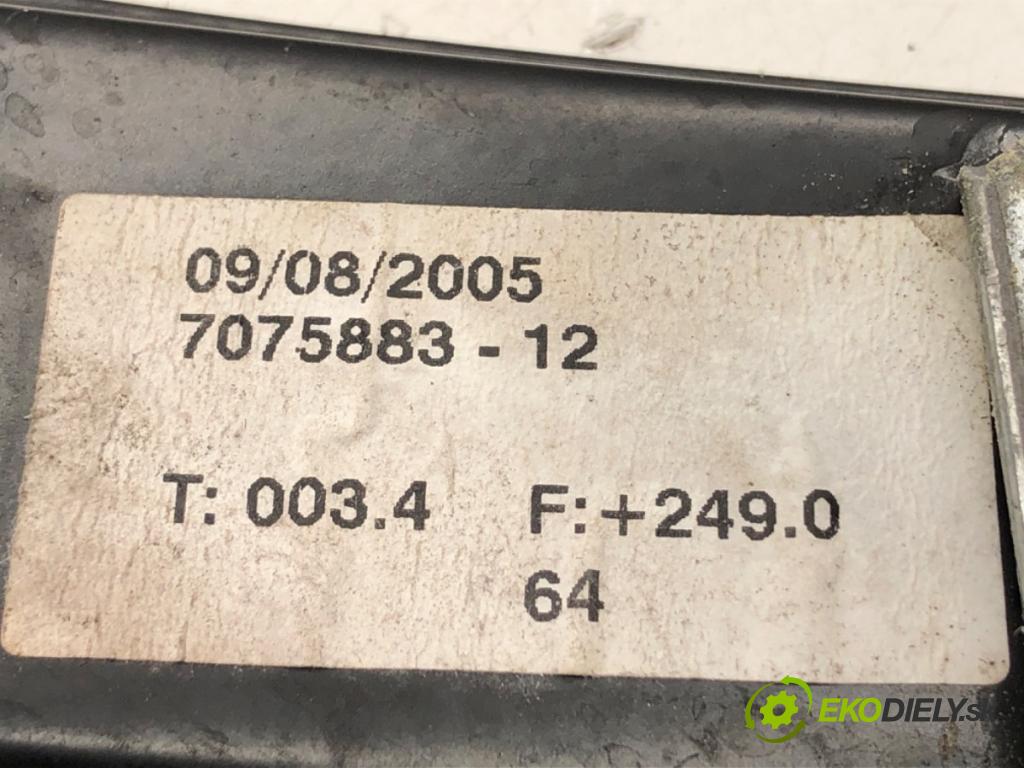BMW E90 sedan 2005 95 kW 318 i 1995 mechanismus okna levý zadní část 7075883