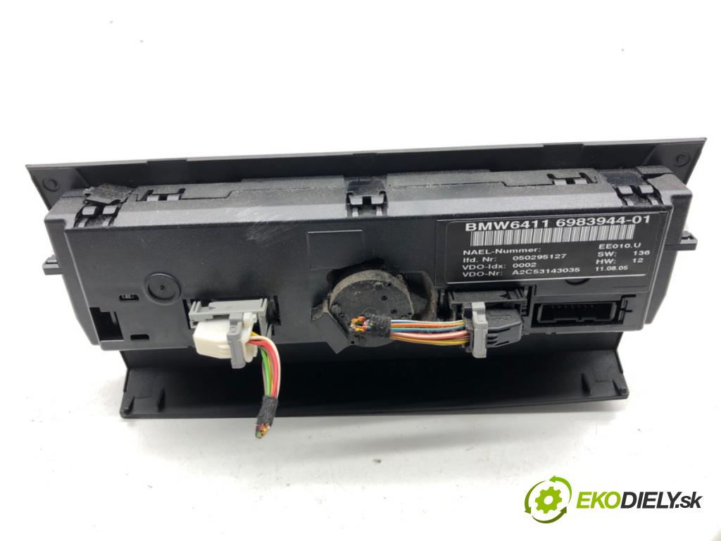 BMW E90 sedan 2005 95 kW 318 i 1995 Panel ovládania kúrenia 6983944 (Prepínacie páčky pod volantom)