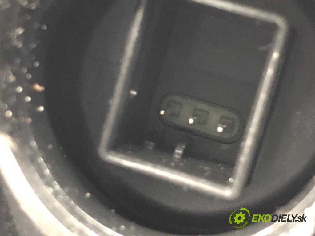 BMW E90 sedan 2005 95 kW 318 i 1995 Spätné zrkadlo pravy 354