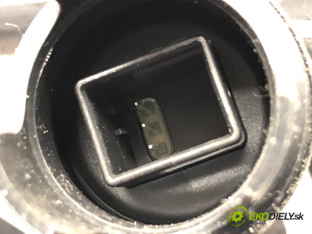 BMW E90 sedan 2005 95 kW 318 i 1995 zpětné zrcátko levý 354