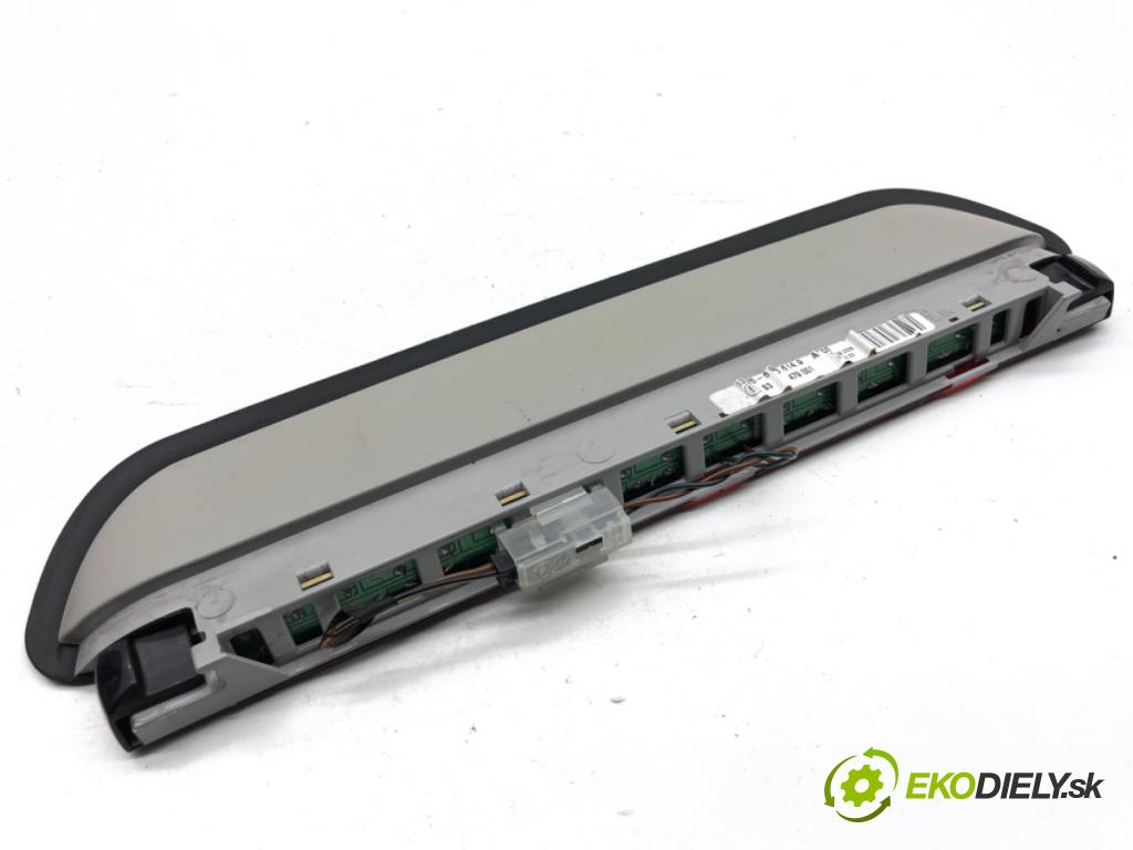 BMW E90 sedan 2005 95 kW 318 i 1995 světlo brzdových světel 6946614