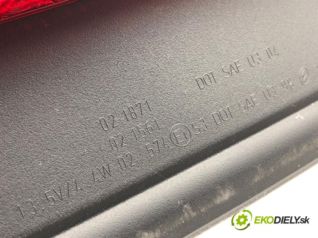 BMW E90 sedan 2005 95 kW 318 i 1995 světlo brzdových světel 6946614