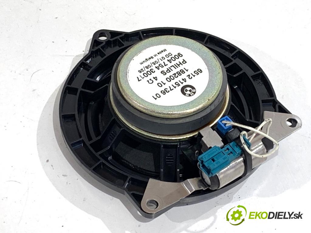 BMW E90 sedan 2005 95 kW 318 i 1995 reproduktory