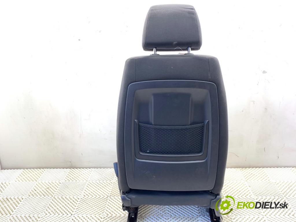 BMW E90 sedan 2005 95 kW 318 i 1995 Sedadlo pravy predný