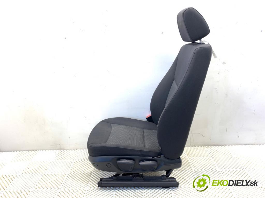 BMW E90 sedan 2005 95 kW 318 i 1995 Sedadlo ľavy predný