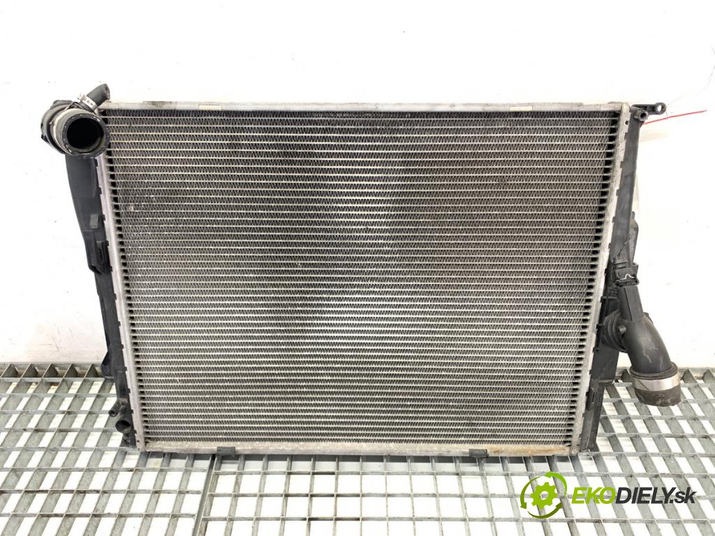 BMW E90 sedan 2005 95 kW 318 i 1995 chladič vody 7526533 (Vodní chladič)