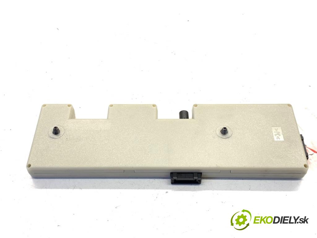 BMW E90 sedan 2005 95 kW 318 i 1995 ANTENA 6928934