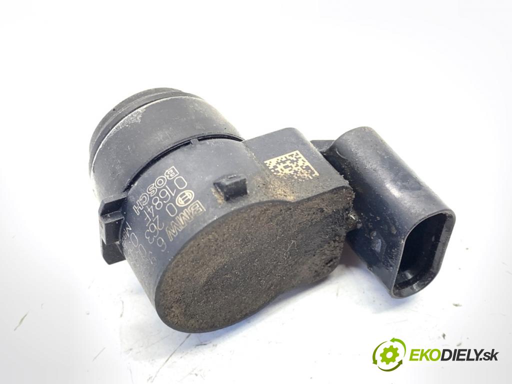 BMW E90 sedan 2005 95 kW 318 i 1995 Snímač PDC 6935597