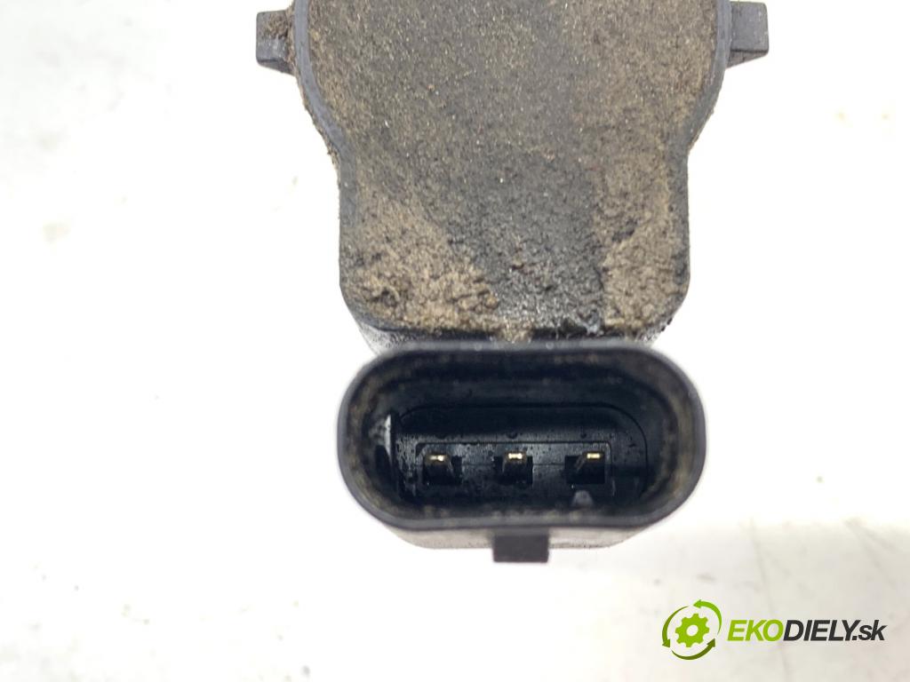 BMW E90 sedan 2005 95 kW 318 i 1995 Snímač PDC 6935597