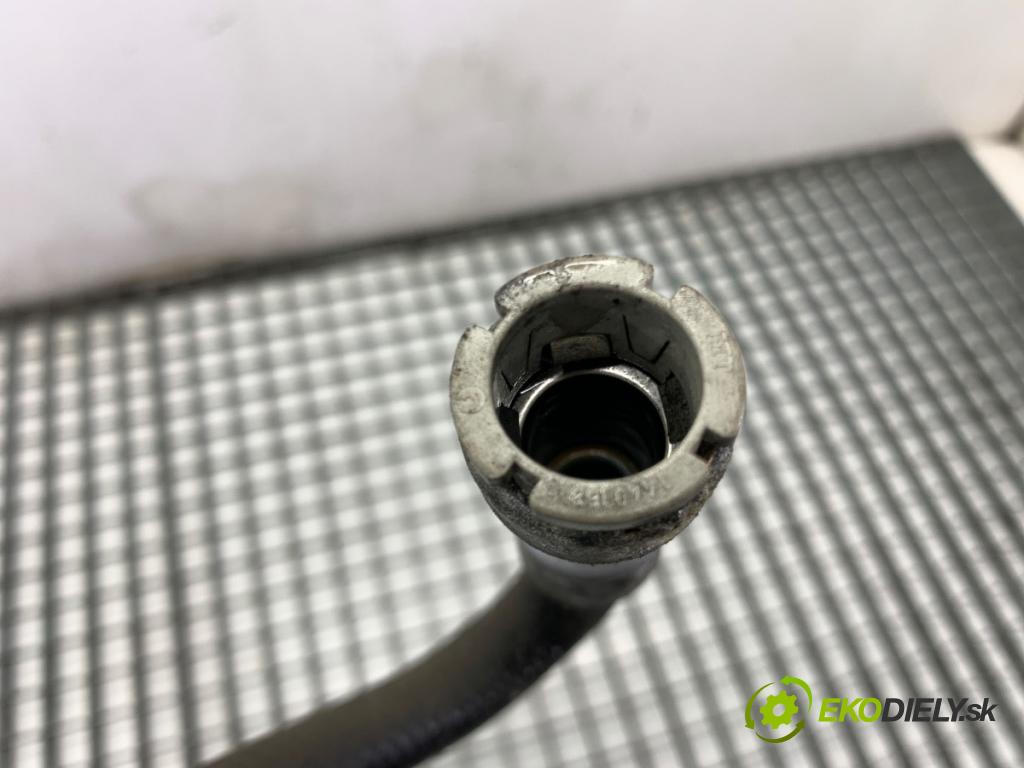 BMW E90 sedan 2005 95 kW 318 i 1995 hadica servočerpadlo  (Rúrka servočerpadla)