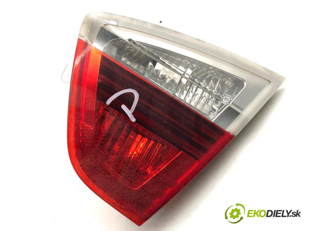 BMW E90 sedan 2005 95 kW 318 i 1995 světlo zadní část pravá vnitřní 6937460 (Klika dveří ostatní)