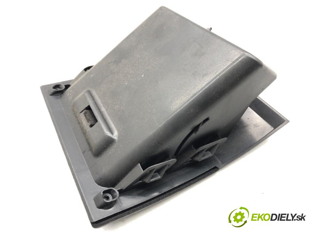 BMW E90 sedan 2005 95 kW 318 i 1995 přihrádka kastlík volantu 7132865