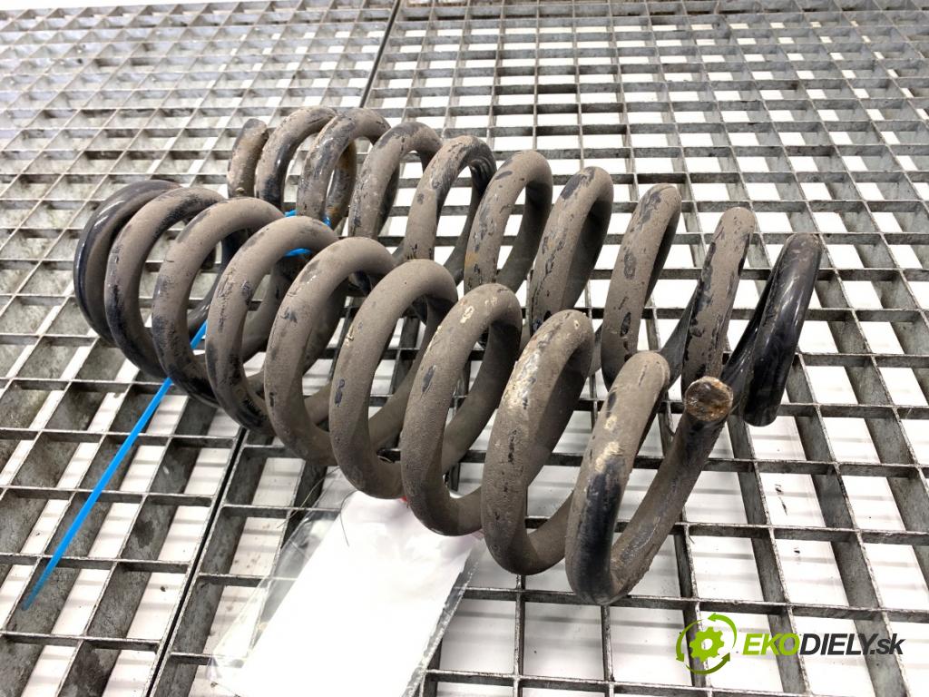 BMW E90 sedan 2005 95 kW 318 i 1995 Pružiny zad