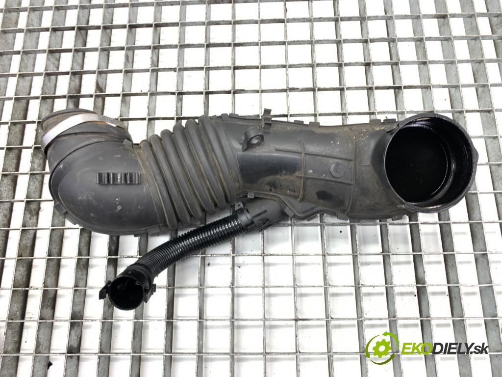 BMW E84 SUV 2013 85 kW sDrive 16 d 1995 Rúra vzduchu 7804846