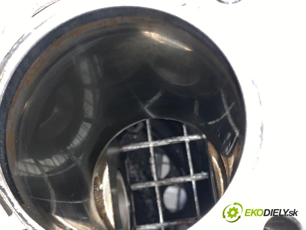 BMW E84 SUV 2013 85 kW sDrive 16 d 1995 JEDNOTKA: motora 7810596 (Blok motoru)