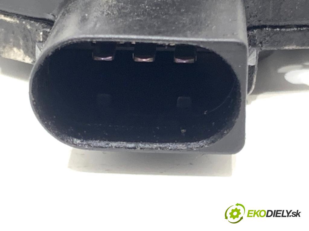 BMW E84 SUV 2013 85 kW sDrive 16 d 1995 Snímač hladiny oleja 7508003 (Snímač)