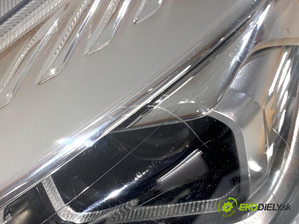 FORD USA ESCAPE III  2017 179 kW 2.0 179 kW [242 KM] 2017 - 2018 1983 světlomet levý přední část XENON