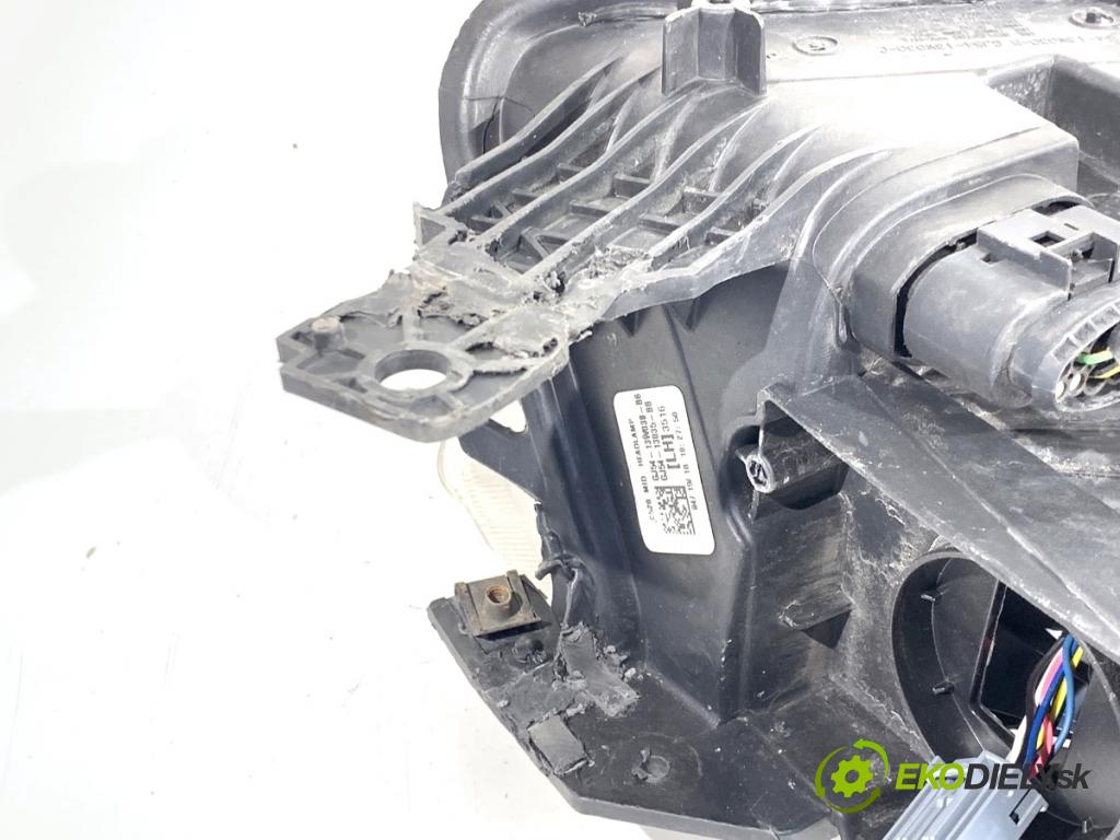 FORD USA ESCAPE III  2017 179 kW 2.0 179 kW [242 KM] 2017 - 2018 1983 světlomet levý přední část XENON