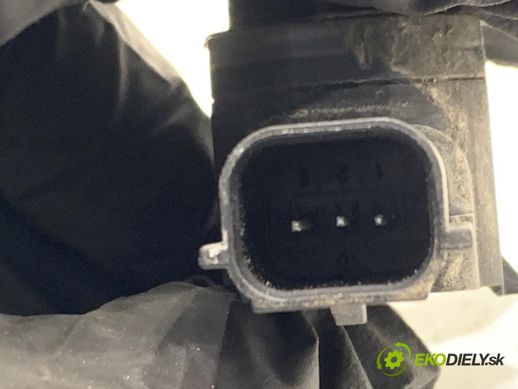 FORD USA ESCAPE III  2017 179 kW 2.0 179 kW [242 KM] 2017 - 2018 1983 Snímač PDC GT4T-15K859-EA