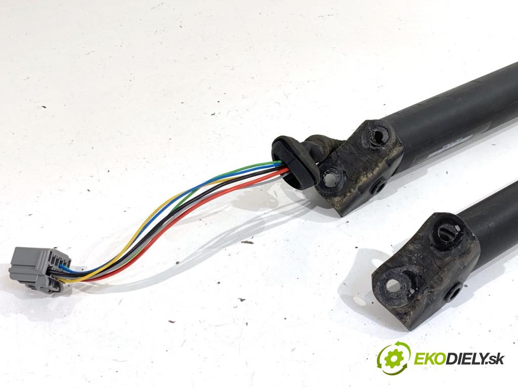 FORD USA ESCAPE III  2017 179 kW 2.0 179 kW [242 KM] 2017 - 2018 1983 Teleskop Teleskop CJ54-S402A55-AD CJ54-S402A74-AC