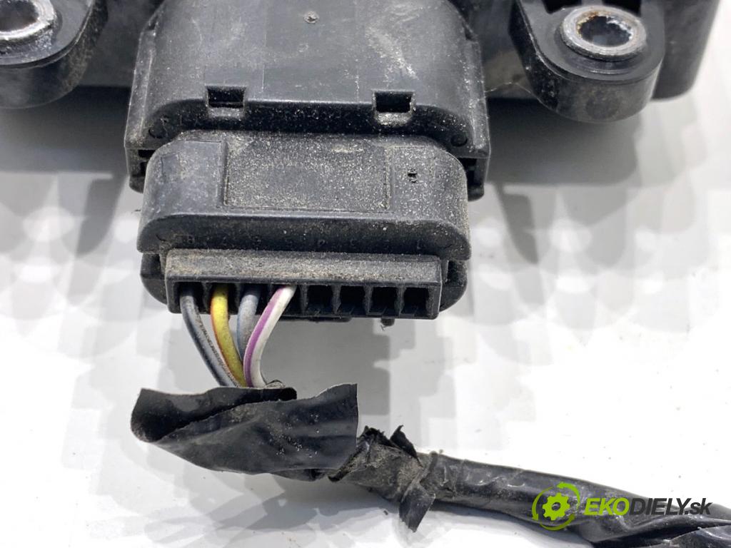 FORD USA ESCAPE III  2017 179 kW 2.0 179 kW [242 KM] 2017 - 2018 1983 RADAR: DISTRONIC GV6T-14D599-AC